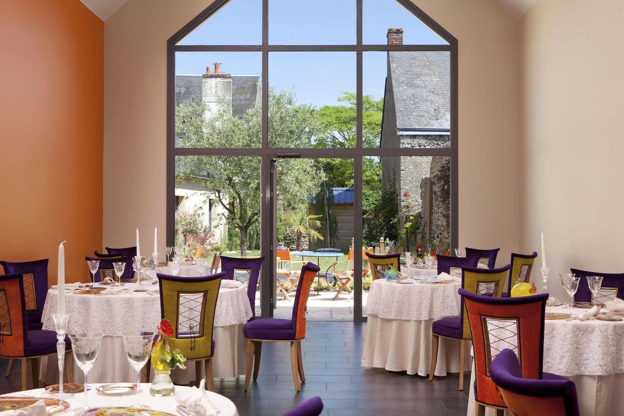 Logis Hotel O En Couleur Oucques-la-Nouvelle Екстер'єр фото